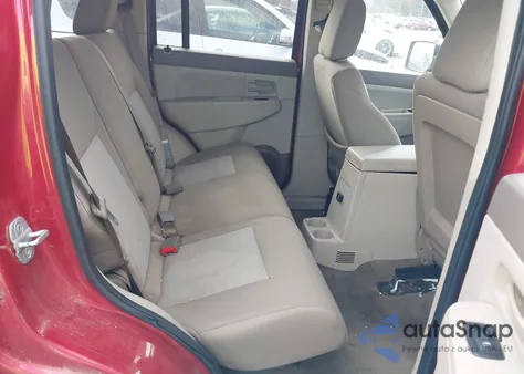 2008 Jeep Liberty Sport из США, поврежденный, VIN 1J8GN28K38W234619